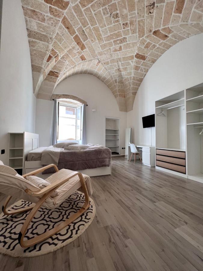 House Signuria * Lecce